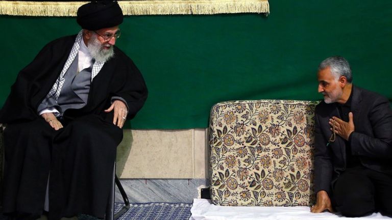 Tướng Soleimani là ai mà Iran sùng bái,  Mỹ quyết tiêu diệt? 2