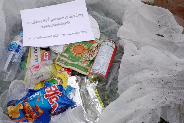 Rác tại vườn quốc gia Thái Lan được đóng gói, gửi trả cho khách du lịch 2