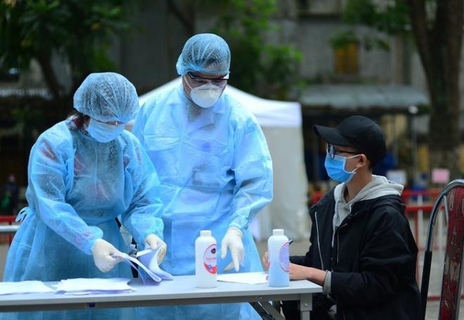 Việt Nam thêm 3 ca Covid-19 mới, nâng tổng số lên 1.113 bệnh nhân 1