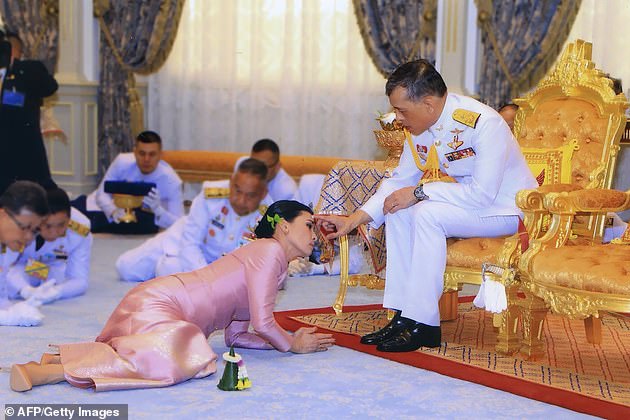 Thái Lan có Đệ nhị hoàng hậu 3
