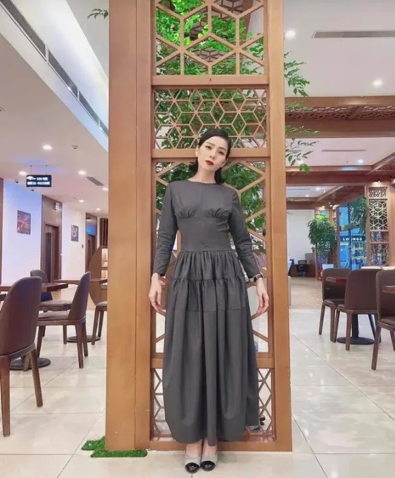 Tin giải trí hot nhất tối 27/1: Sơn Tùng tái xuất, Cách xưng hô của Lệ Quyên với tình trẻ 1 Tin giải trí hot nhất tối 27/1: Sơn Tùng tái xuất, Cách xưng hô của Lệ Quyên với tình trẻ 1
