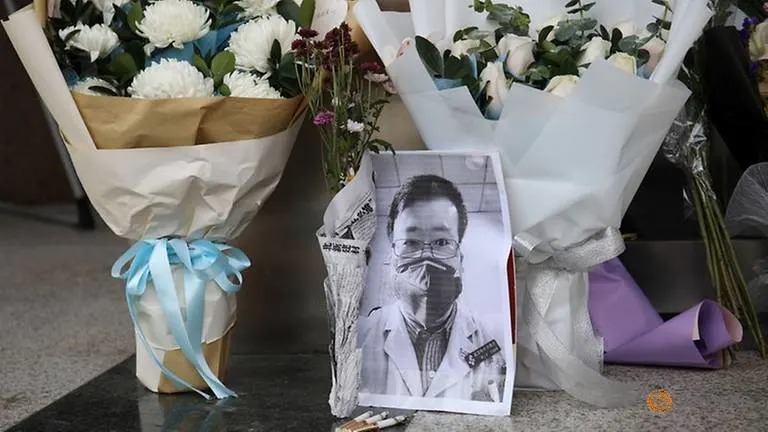 Người dân Vũ Hán tưởng nhớ Lý Văn Lượng 1 Người dân Vũ Hán tưởng nhớ Lý Văn Lượng 1