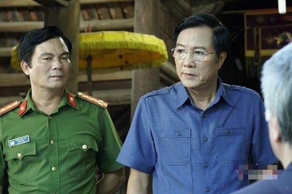 Xuất hiện ảnh 4 nghệ sĩ gạo cội đi bộ đội, dân mạng nhìn ngay ra ‘Ngọc Hoàng’ Quốc Khánh 7 Xuất hiện ảnh 4 nghệ sĩ gạo cội đi bộ đội, dân mạng nhìn ngay ra ‘Ngọc Hoàng’ Quốc Khánh 7