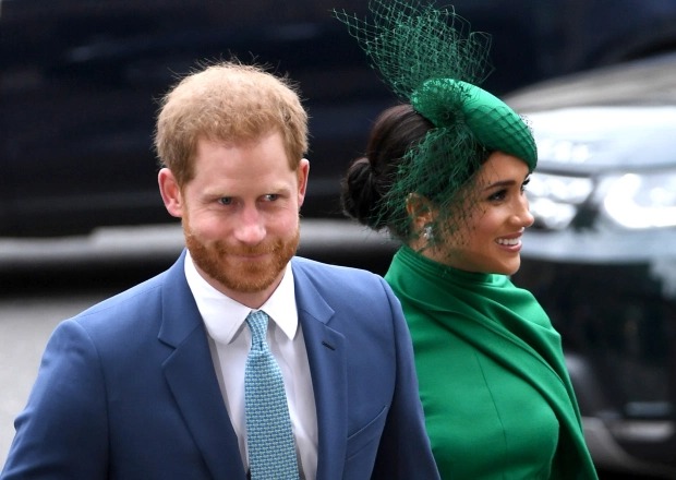 Phần lớn người Anh tin Harry và Meghan nên bị tước danh hiệu 2 Phần lớn người Anh tin Harry và Meghan nên bị tước danh hiệu 2