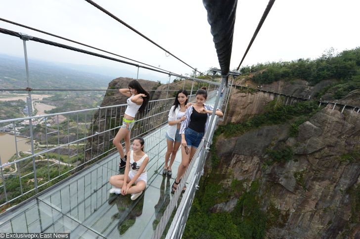 14 cây cầu khiến du khách bước lên là tim đập chân run, đại diện Việt Nam đứng top đầu 14