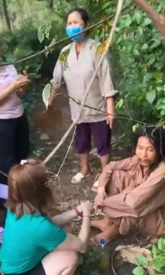 Nhờ 1 đoạn video TikTok, vợ tìm được chồng sau 11 năm mòn mỏi 9 Nhờ 1 đoạn video TikTok, vợ tìm được chồng sau 11 năm mòn mỏi 9