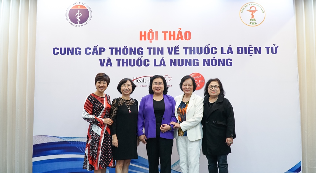 Vì sao Bộ Y tế kiên quyết chống thuốc lá thế hệ mới? 4 Vì sao Bộ Y tế kiên quyết chống thuốc lá thế hệ mới? 4