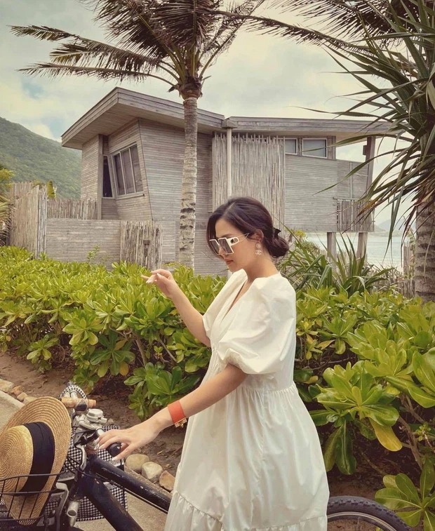 Động thái của Phanh Lee sau nghi vấn mang thai con đầu lòng với chồng đại gia 6 Động thái của Phanh Lee sau nghi vấn mang thai con đầu lòng với chồng đại gia 6