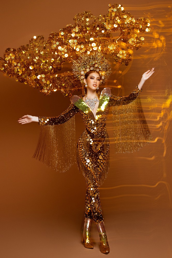 Chiêm ngưỡng trang phục dân tộc cực kì lộng lẫy của Ngọc Thảo tại Miss Grand International 2020. 1