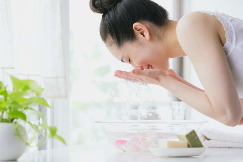 Những sai lầm khi đắp mặt nạ khiến bạn 'tiền mất tật mang' 1 Những sai lầm khi đắp mặt nạ khiến bạn 'tiền mất tật mang' 1