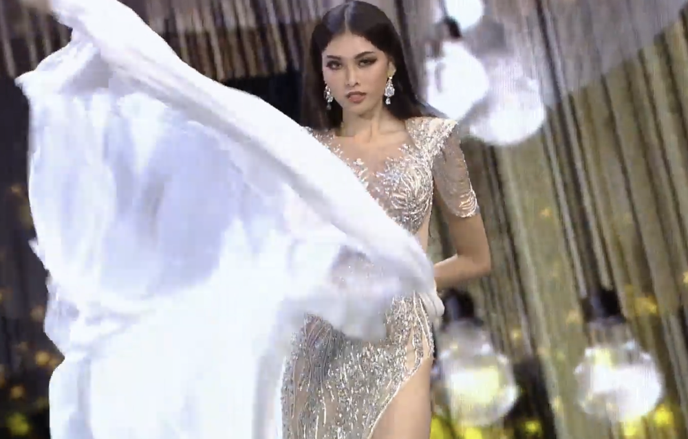 Ngọc Thảo hóa 'công chúa cổ tích', thần thái ngút ngàn trong đêm Bán kết Miss Grand 2021 5 Ngọc Thảo hóa 'công chúa cổ tích', thần thái ngút ngàn trong đêm Bán kết Miss Grand 2021 5
