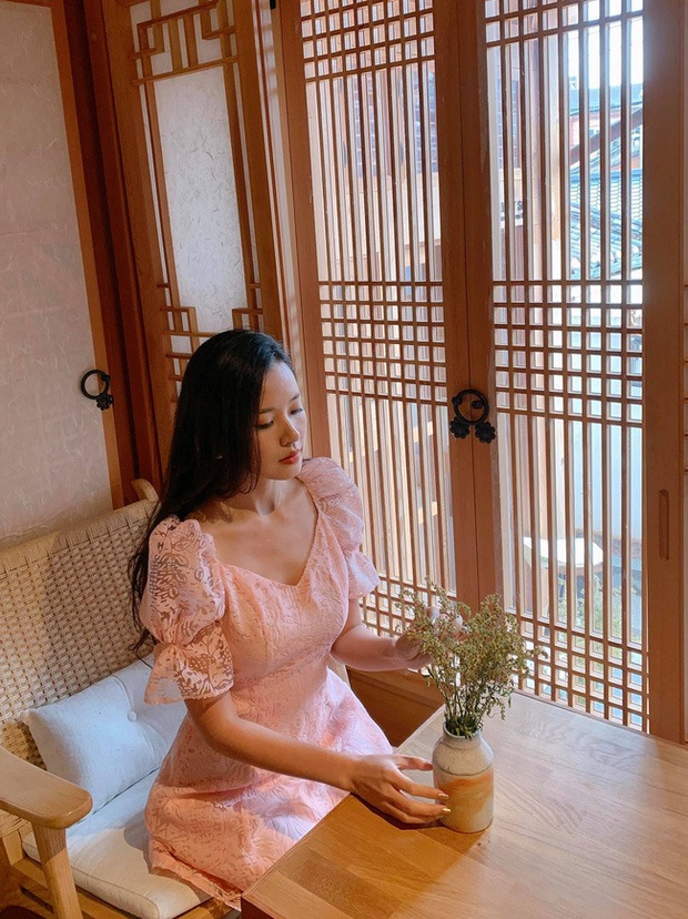 Style 'hack tuổi' đỉnh cao của Midu, chị em muốn đẹp phải copy ngay 5 Style 'hack tuổi' đỉnh cao của Midu, chị em muốn đẹp phải copy ngay 5