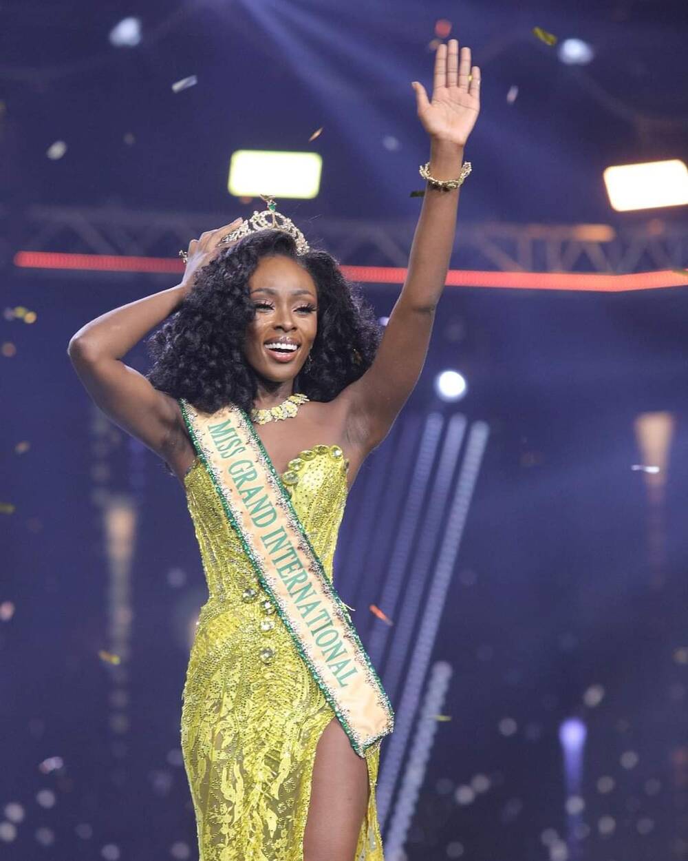 Chiêm ngưỡng dung mạo 'ngọc trai đen' nước Mỹ đăng quang Miss Grand International 2020  4