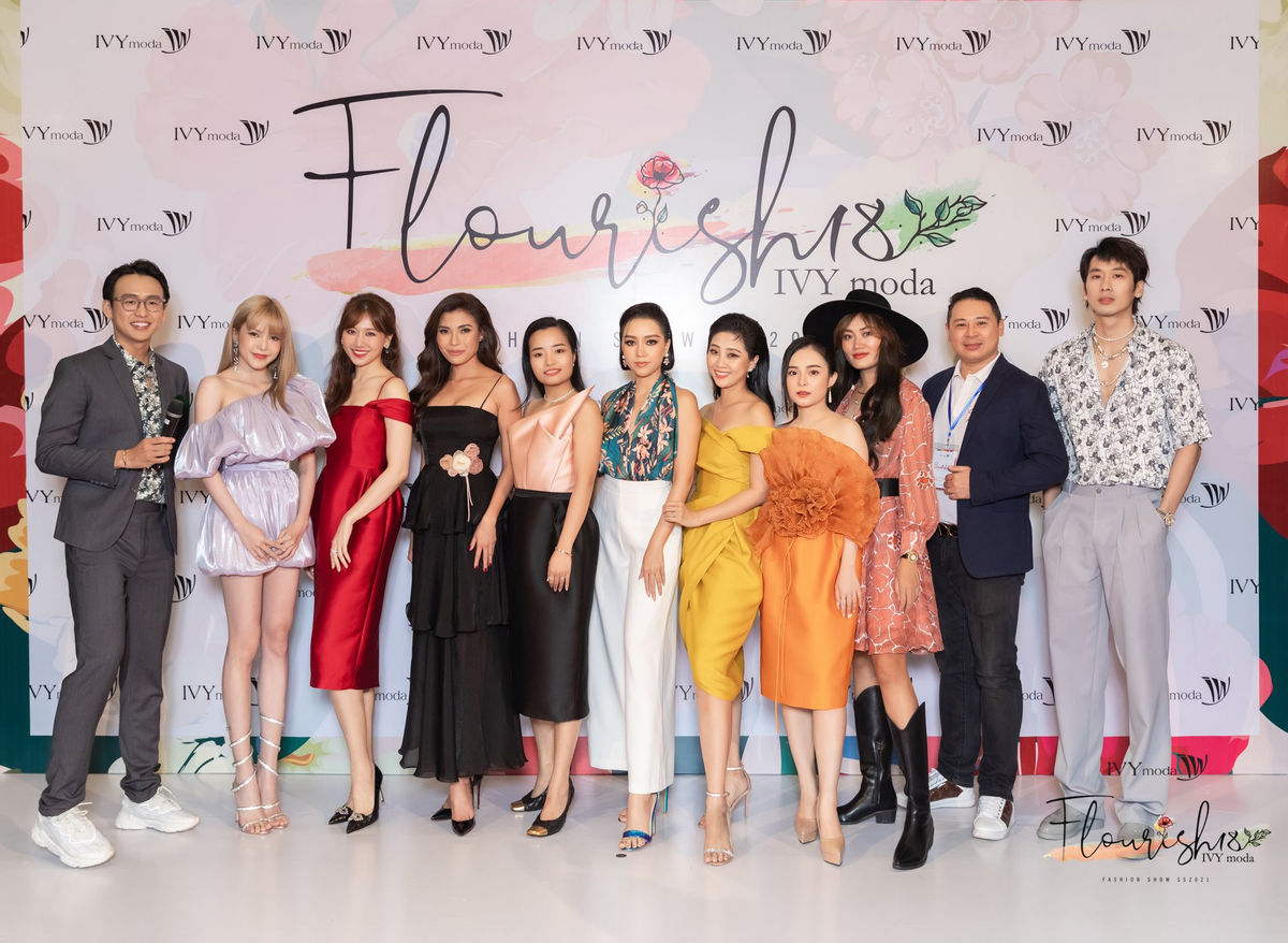 Thời trang thảm đỏ của sao Việt tại Fashion show IVY Moda: Hairiwon sang chảnh, Thiều bảo Trâm hết mực nữ tính - Ảnh 1 Thời trang thảm đỏ của sao Việt tại Fashion show IVY Moda: Hairiwon sang chảnh, Thiều bảo Trâm hết mực nữ tính - Ảnh 1