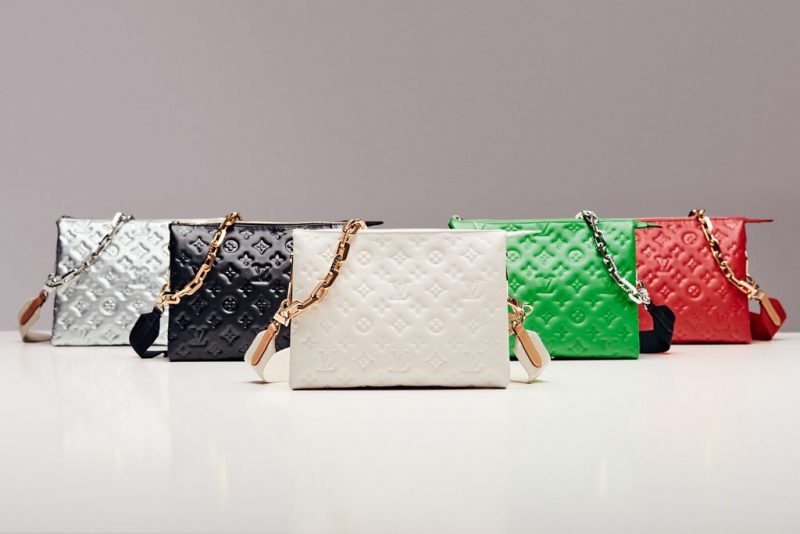 LV tiết lộ quá trình sản xuất túi Coussin: 100% thủ công và cần 1.000 mũi khâu 1 LV tiết lộ quá trình sản xuất túi Coussin: 100% thủ công và cần 1.000 mũi khâu 1