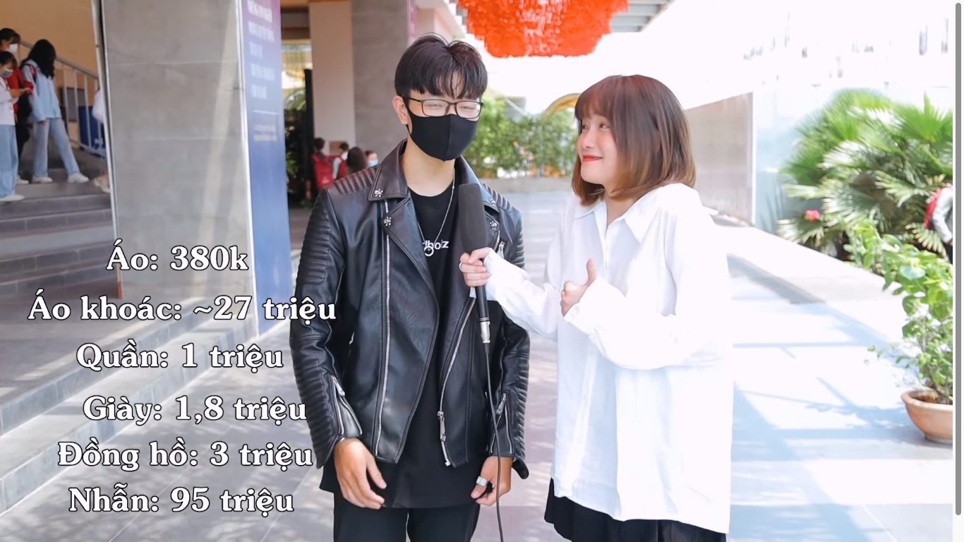 Bóc outfit của sinh viên Đại học: Từ đầu đến chân sương sương 200 triệu, đúng chuẩn 'dân chơi học đường' 4 Bóc outfit của sinh viên Đại học: Từ đầu đến chân sương sương 200 triệu, đúng chuẩn 'dân chơi học đường' 4
