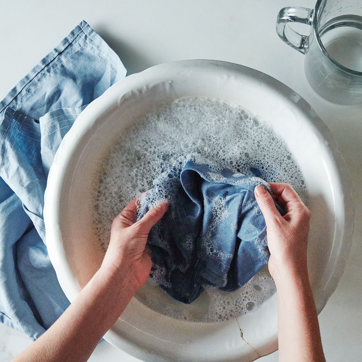 ‘Nuông chiều’ quần áo linen đúng cách cho mùa hè 4 ‘Nuông chiều’ quần áo linen đúng cách cho mùa hè 4