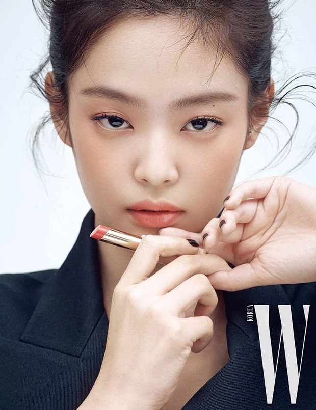 Jennie (Blackpink) đúng chuẩn 'nữ thần quảng cáo', từ đầu đến chân, đâu đâu cũng được 'đặt gạch' 7 Jennie (Blackpink) đúng chuẩn 'nữ thần quảng cáo', từ đầu đến chân, đâu đâu cũng được 'đặt gạch' 7