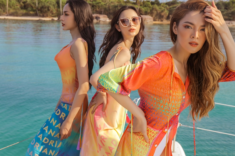 Top 3 Miss International Queen 'lạc vào giấc mơ trưa' trong thiết kế mới của NTK Adrian Anh Tuấn. 10 Top 3 Miss International Queen 'lạc vào giấc mơ trưa' trong thiết kế mới của NTK Adrian Anh Tuấn. 10