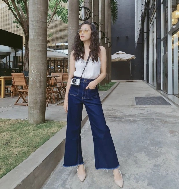 Thời trang sao Việt tuần qua: Sơn Tùng M-TP diện đồ bơi lạ mắt, Ngọc Trinh 'dát' đồ hiệu gần nửa tỷ 6 Thời trang sao Việt tuần qua: Sơn Tùng M-TP diện đồ bơi lạ mắt, Ngọc Trinh 'dát' đồ hiệu gần nửa tỷ 6