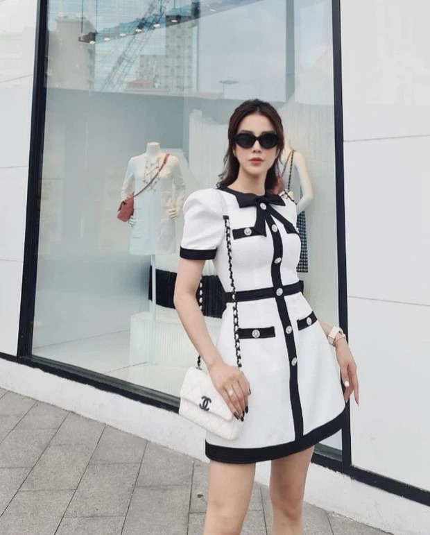 Nhã Phương, Xoài Non và dàn mỹ nhân cùng diện 1 chiếc đầm, ai đẹp hơn ai ? 5 Nhã Phương, Xoài Non và dàn mỹ nhân cùng diện 1 chiếc đầm, ai đẹp hơn ai ? 5