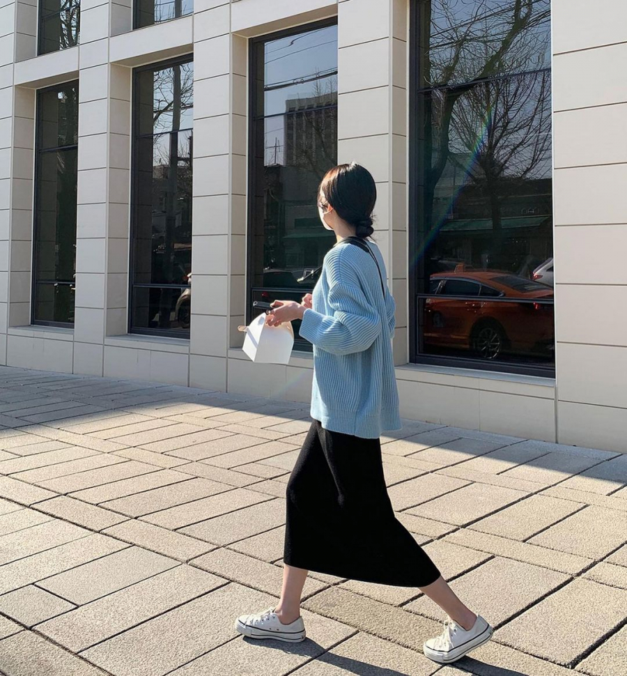 Muốn mặc váy dài nhưng sợ già, nàng phải bỏ túi những tips sau 4 Muốn mặc váy dài nhưng sợ già, nàng phải bỏ túi những tips sau 4