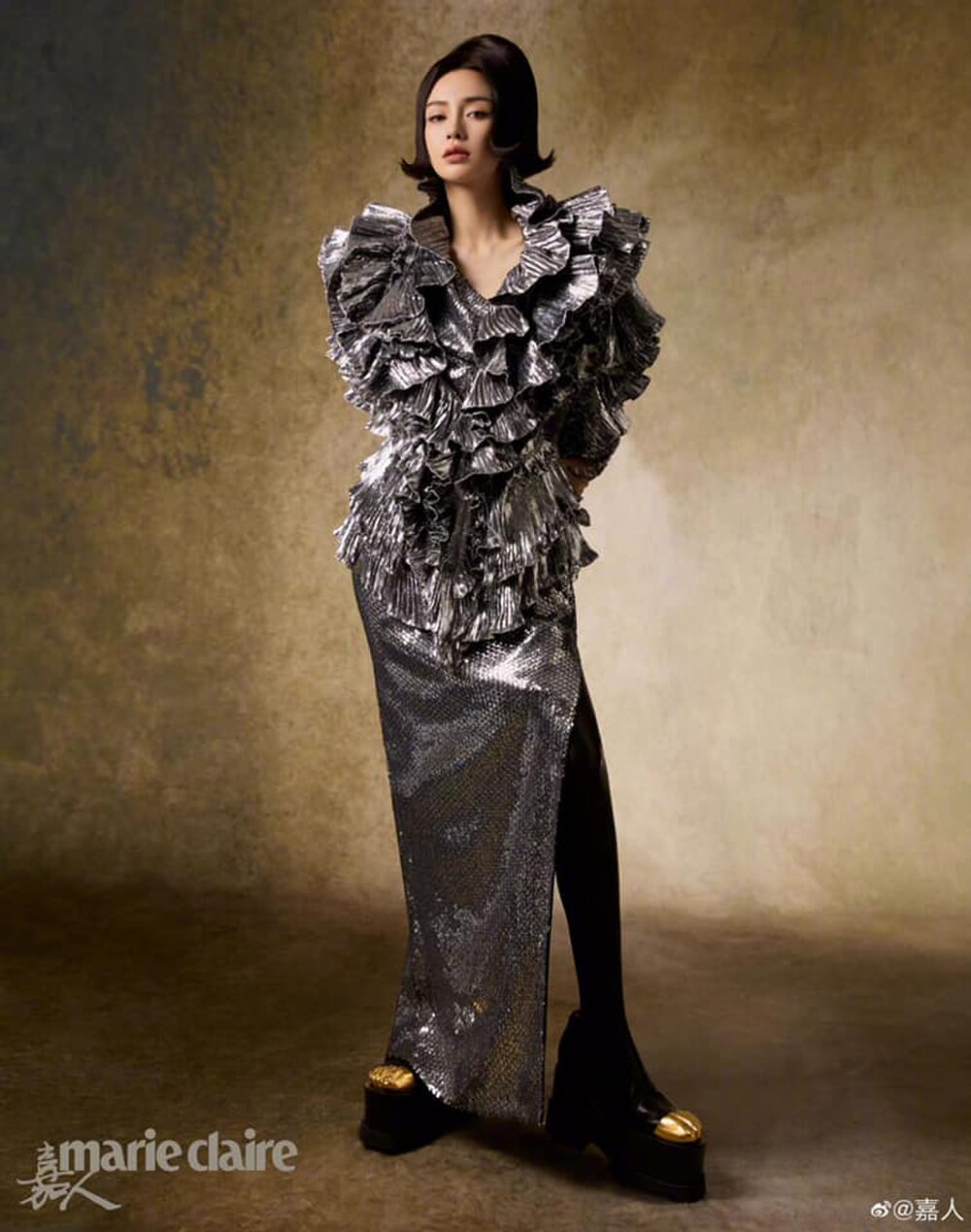 Hậu ‘ồn ào’ ly hôn, Angelababy xuất hiện khác lạ với loạt váy Haute Couture xa xỉ 6 Hậu ‘ồn ào’ ly hôn, Angelababy xuất hiện khác lạ với loạt váy Haute Couture xa xỉ 6