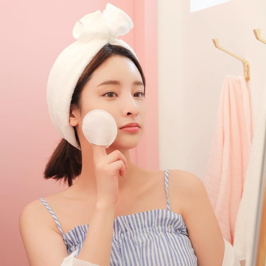 Phương pháp rửa mặt ' 4-2-4' của người Nhật và loạt hiệu quả đáng gờm đối với làn da 4 Phương pháp rửa mặt ' 4-2-4' của người Nhật và loạt hiệu quả đáng gờm đối với làn da 4