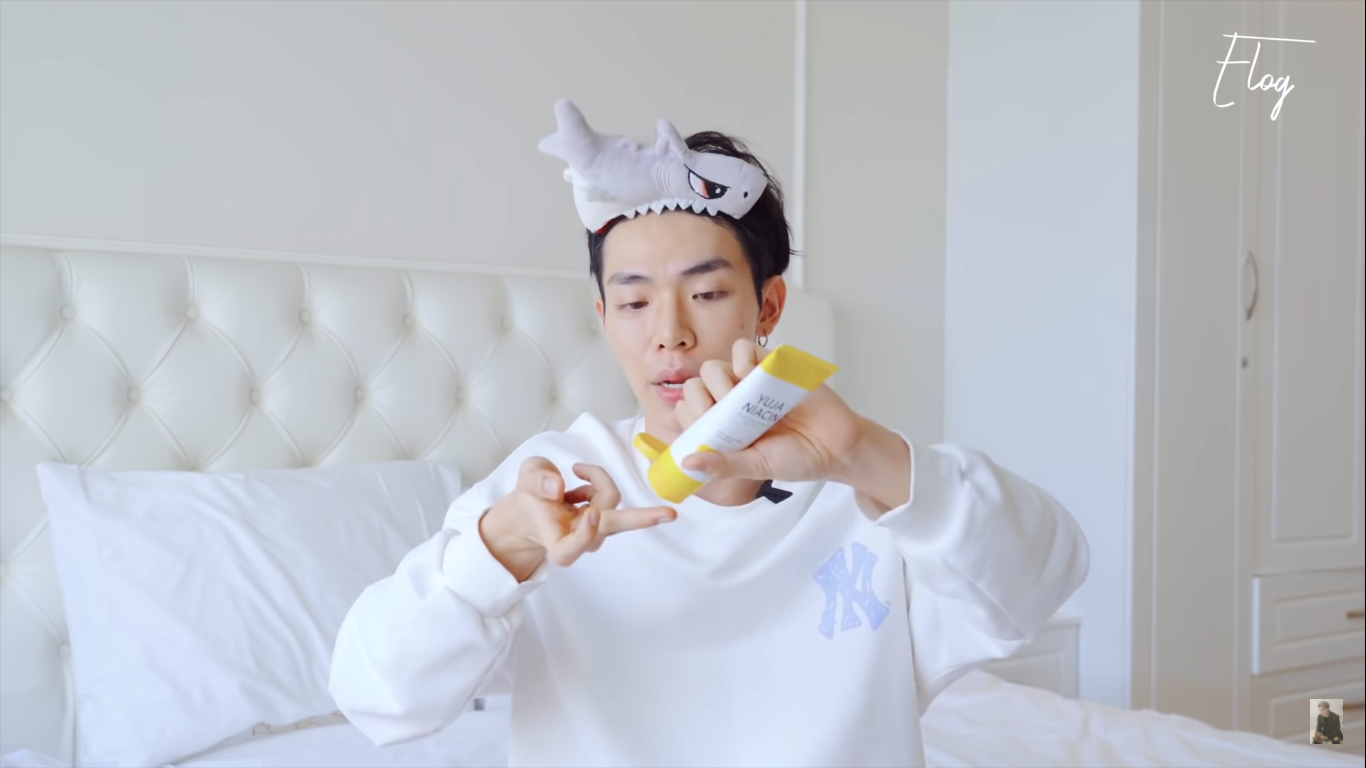 Erik tiết lộ 5 bước giúp các chàng trai tút tát lại nhan sắc 4 Erik tiết lộ 5 bước giúp các chàng trai tút tát lại nhan sắc 4
