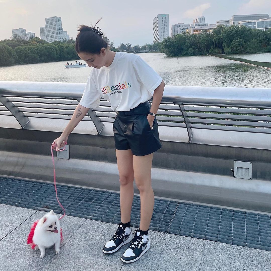 Tổng kết outfit đi chơi lễ của dàn sao Việt: Hà Hồ, Khánh Linh, Tóc Tiên 'mê mệt' túi hiệu, Kỳ Duyên khác lạ nhưng thời thượng miễn bàn 7 Tổng kết outfit đi chơi lễ của dàn sao Việt: Hà Hồ, Khánh Linh, Tóc Tiên 'mê mệt' túi hiệu, Kỳ Duyên khác lạ nhưng thời thượng miễn bàn 7