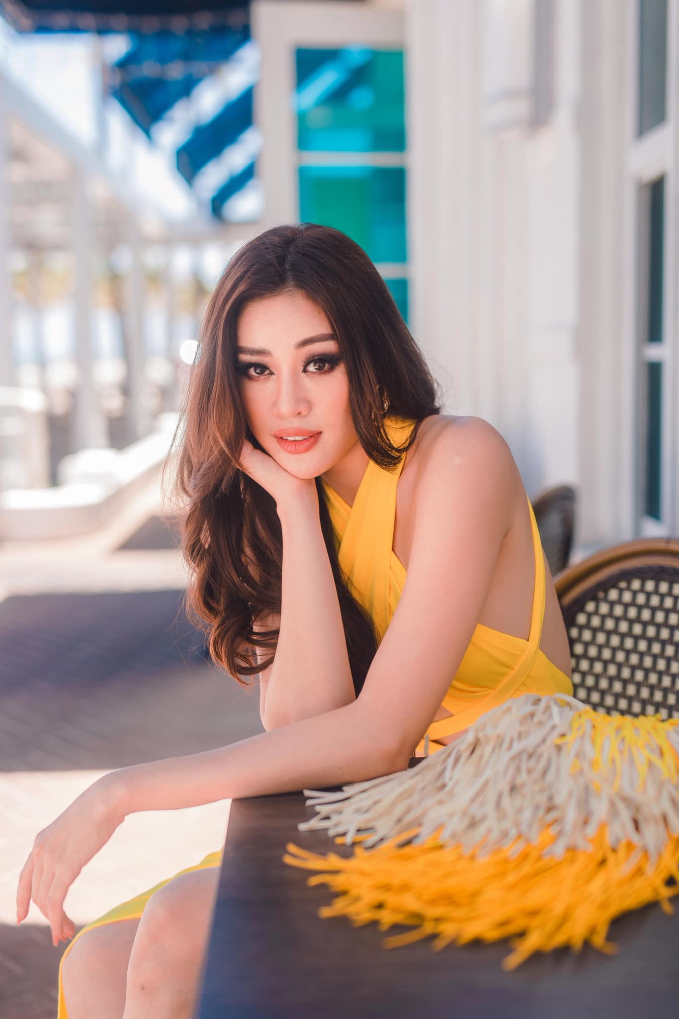 Tổng kết thời trang ngày 2 của Khánh Vân tại Miss Universe 2020 4 Tổng kết thời trang ngày 2 của Khánh Vân tại Miss Universe 2020 4