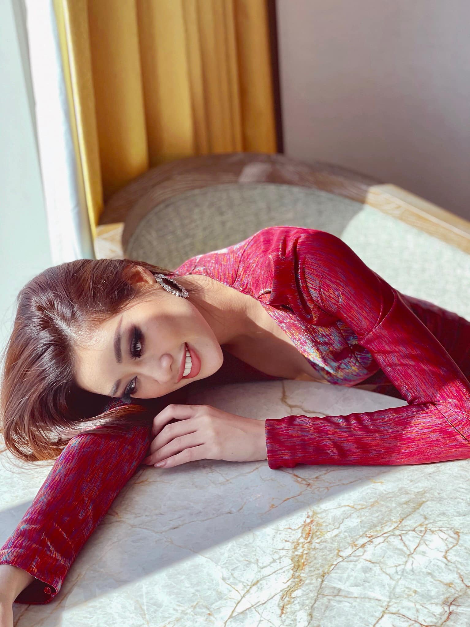 Ngày thứ 3 của Khánh Vân tại Miss Universe: Diện váy đính đá tựa vũ công, quyết tâm debut nhóm nhạc cùng hội chị em 11 Ngày thứ 3 của Khánh Vân tại Miss Universe: Diện váy đính đá tựa vũ công, quyết tâm debut nhóm nhạc cùng hội chị em 11