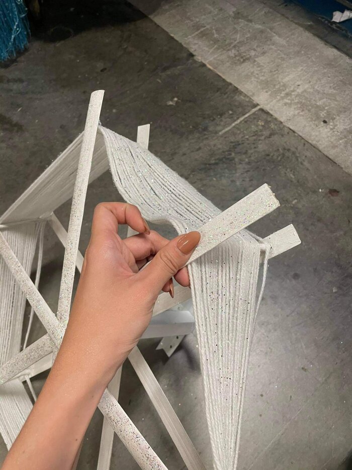 'Kén Em' bị trục trặc trước giờ G, Khánh Vân hốt hoảng sơn sửa, fan chỉ biết rưng rưng xúc động 3 'Kén Em' bị trục trặc trước giờ G, Khánh Vân hốt hoảng sơn sửa, fan chỉ biết rưng rưng xúc động 3