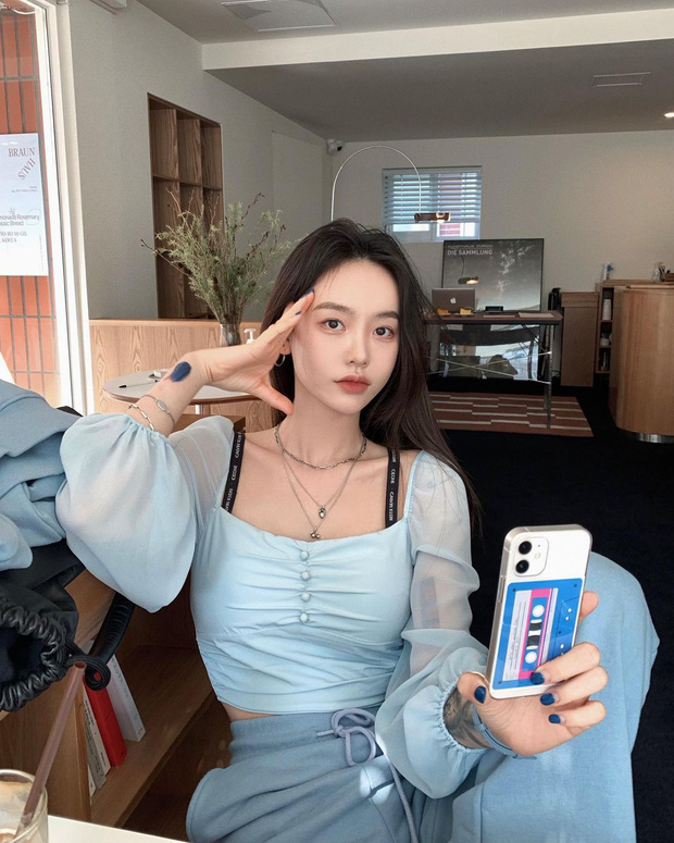 Những lỗi ăn mặc khiến style của nàng công sở 'âm điểm thanh lịch' vào mùa Hè 4 Những lỗi ăn mặc khiến style của nàng công sở 'âm điểm thanh lịch' vào mùa Hè 4