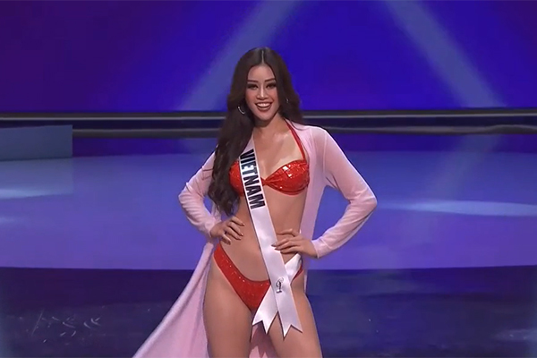 Nhìn lại những khoảnh khắc 'làm nên lịch sử' của Khánh Vân tại đêm Bán kết Miss Universe 2020 5