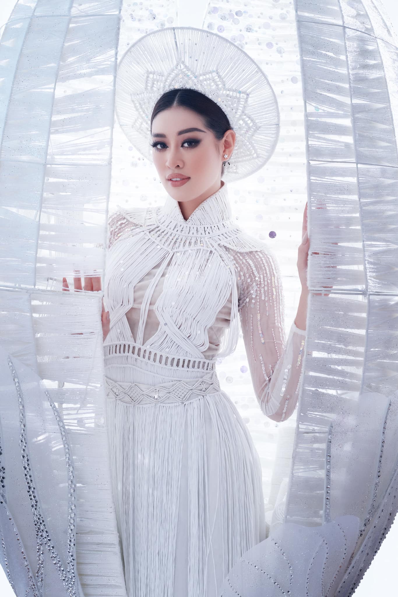 Khánh Vân dừng chân tại Top 21 Miss Universe: Cô gái giàu tình yêu thương, mãi là niềm tự hào của hàng triệu trái tim Việt Nam 5 Khánh Vân dừng chân tại Top 21 Miss Universe: Cô gái giàu tình yêu thương, mãi là niềm tự hào của hàng triệu trái tim Việt Nam 5