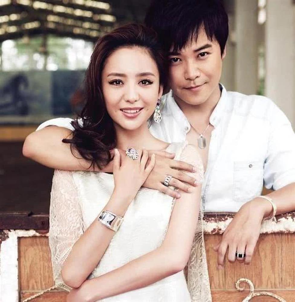 Đồng Lệ Á và Trần Tư Thành chính thức ly hôn, chấm dứt cơn ác mộng 6 năm bị phản bội 1 Đồng Lệ Á và Trần Tư Thành chính thức ly hôn, chấm dứt cơn ác mộng 6 năm bị phản bội 1
