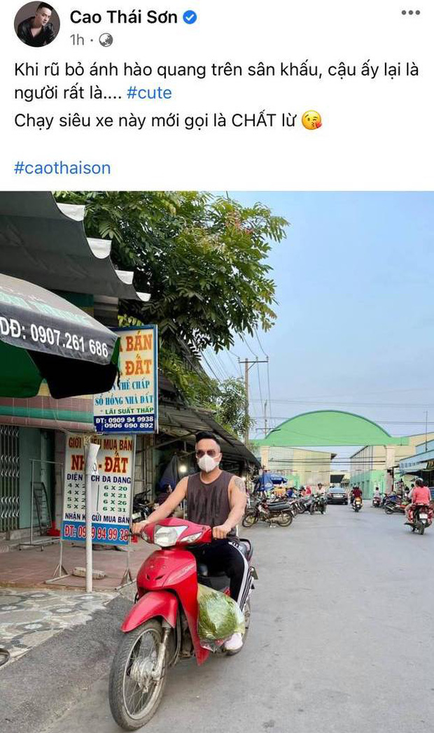 Đăng ảnh giản dị bên 'siêu xe' Cao Thái Sơn lại nhận về 'mưa gạch đá' bởi chi tiết này 1 Đăng ảnh giản dị bên 'siêu xe' Cao Thái Sơn lại nhận về 'mưa gạch đá' bởi chi tiết này 1