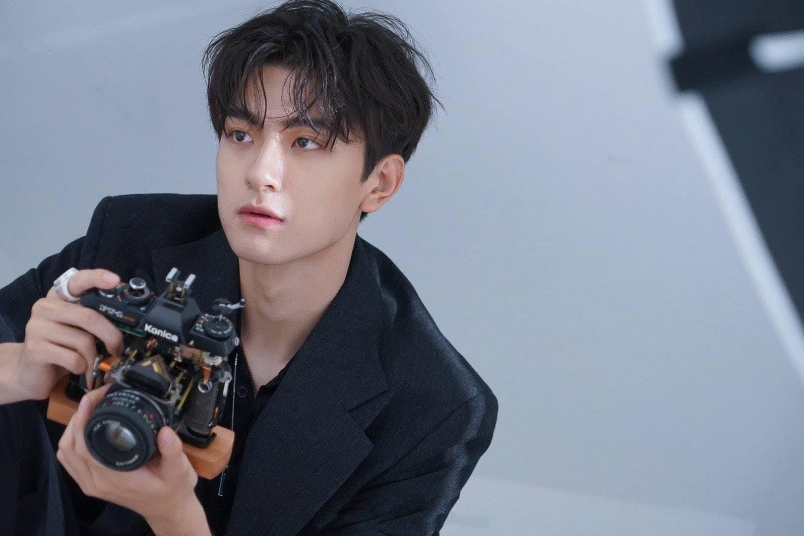 BXH ‘tứ đại mỹ nam’ Cbiz: Dương Dương đầu bảng, Tiêu Chiến, Tống Uy Long gây tranh cãi 11 BXH ‘tứ đại mỹ nam’ Cbiz: Dương Dương đầu bảng, Tiêu Chiến, Tống Uy Long gây tranh cãi 11