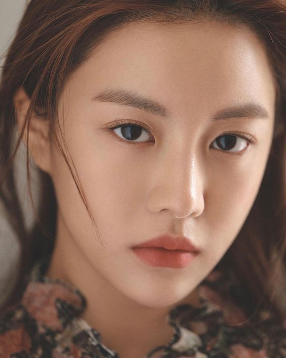 Xu hướng makeup 'sương sương', giúp làn da 'dễ thở' khi hè sang 1 Xu hướng makeup 'sương sương', giúp làn da 'dễ thở' khi hè sang 1