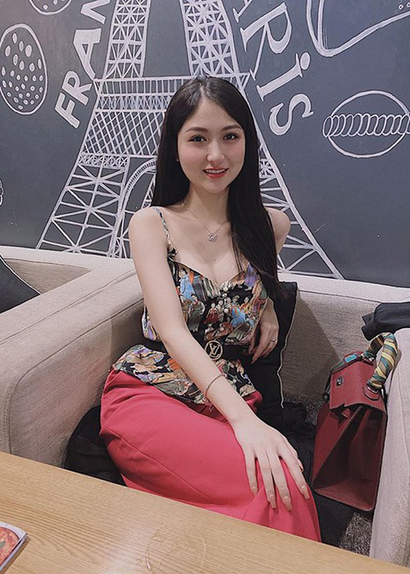 Gu ăn mặc của hot girl Vũ Thư khiến dân tình 'không chịu nổi' 14 Gu ăn mặc của hot girl Vũ Thư khiến dân tình 'không chịu nổi' 14