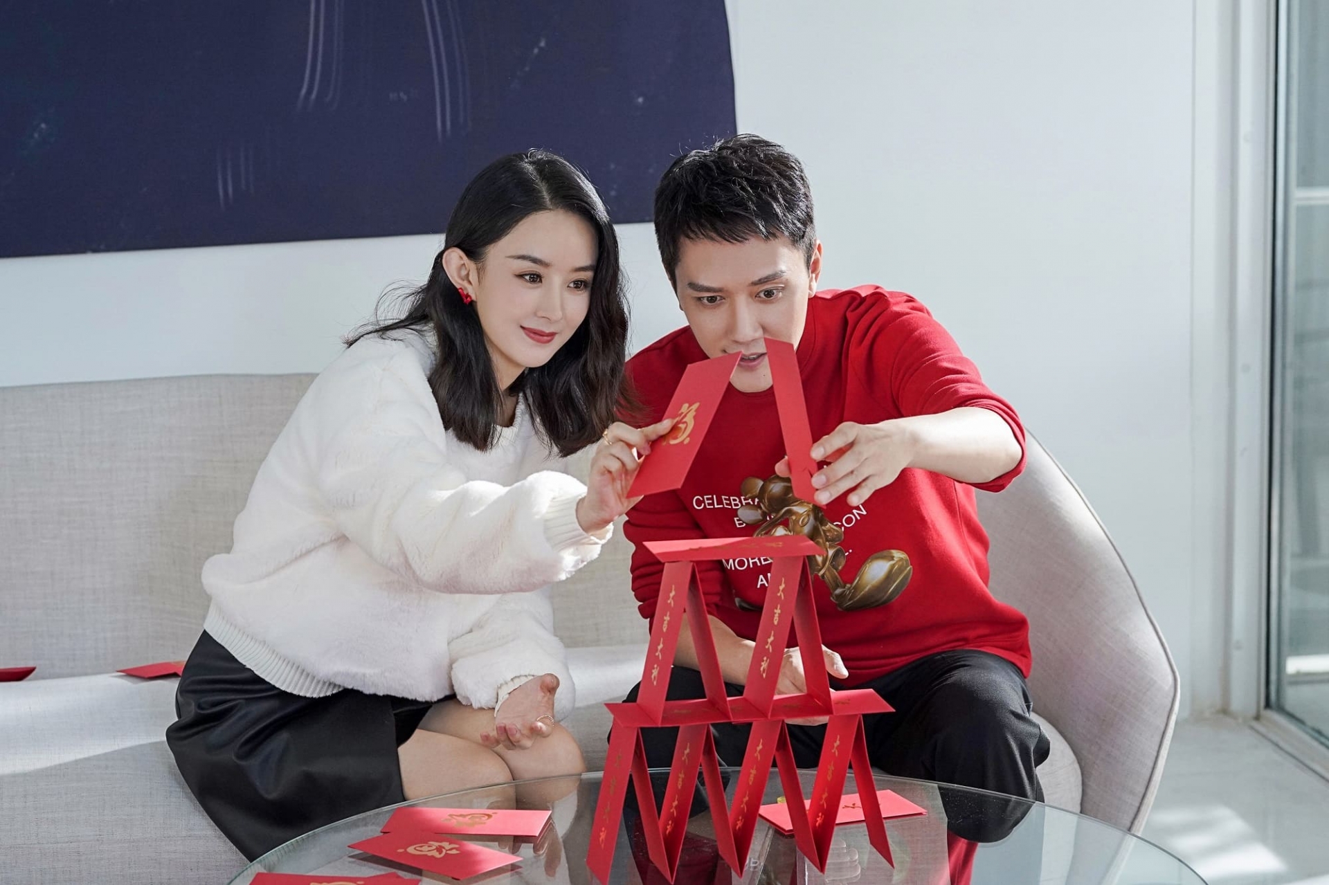 Phim mới của Triệu Lệ Dĩnh bị Phùng Thiệu Phong vượt mặt, còn đâu 'nữ hoàng rating' - Ảnh 1 Phim mới của Triệu Lệ Dĩnh bị Phùng Thiệu Phong vượt mặt, còn đâu 'nữ hoàng rating' - Ảnh 1