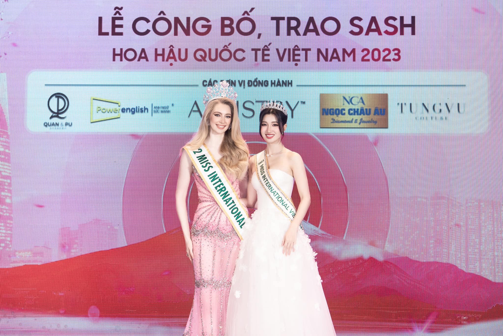 Phát sốt trước nhan sắc đẹp tựa thiên thần của đương kim Miss International - Ảnh 3 Phát sốt trước nhan sắc đẹp tựa thiên thần của đương kim Miss International - Ảnh 3
