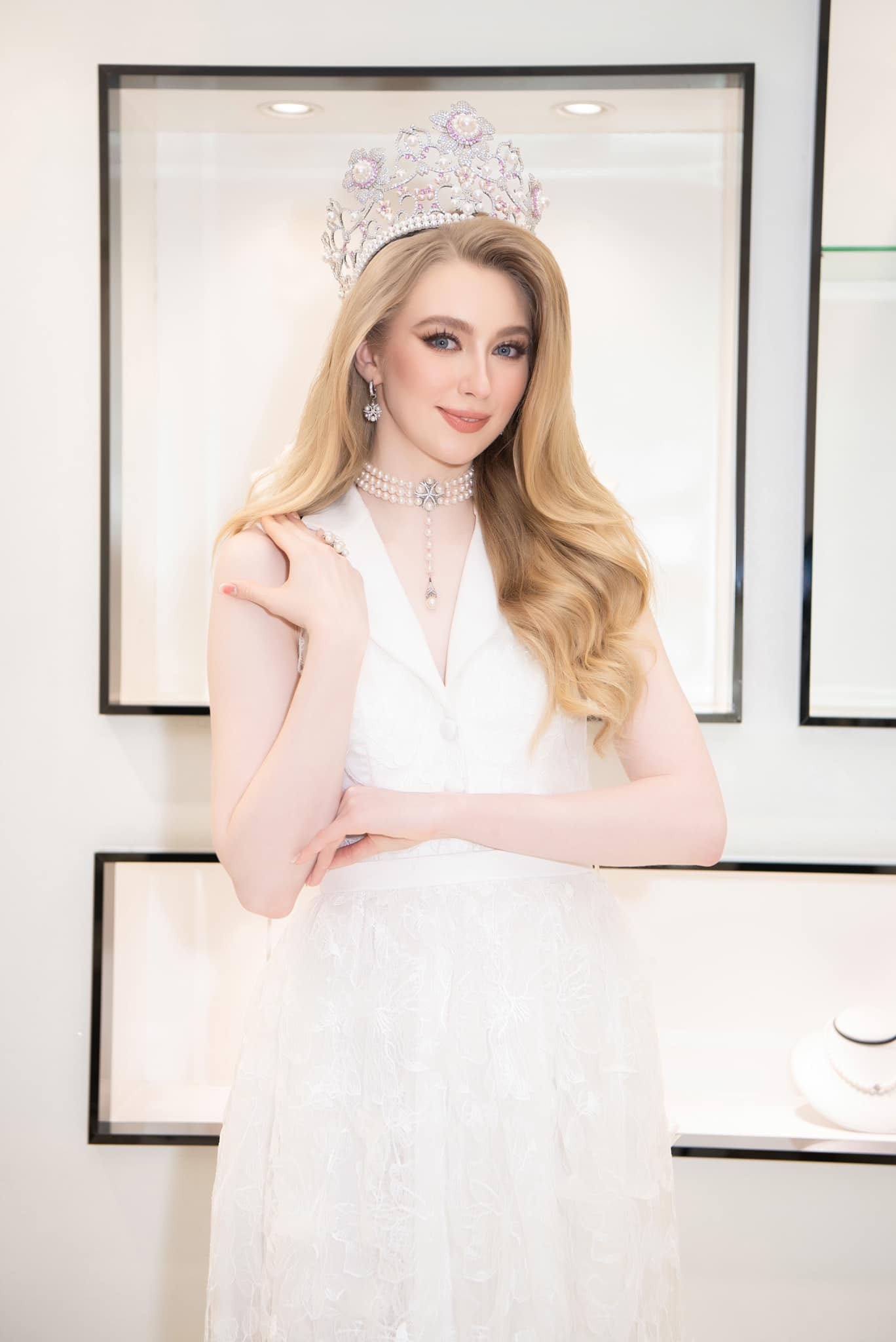 Phát sốt trước nhan sắc đẹp tựa thiên thần của đương kim Miss International - Ảnh 4 Phát sốt trước nhan sắc đẹp tựa thiên thần của đương kim Miss International - Ảnh 4