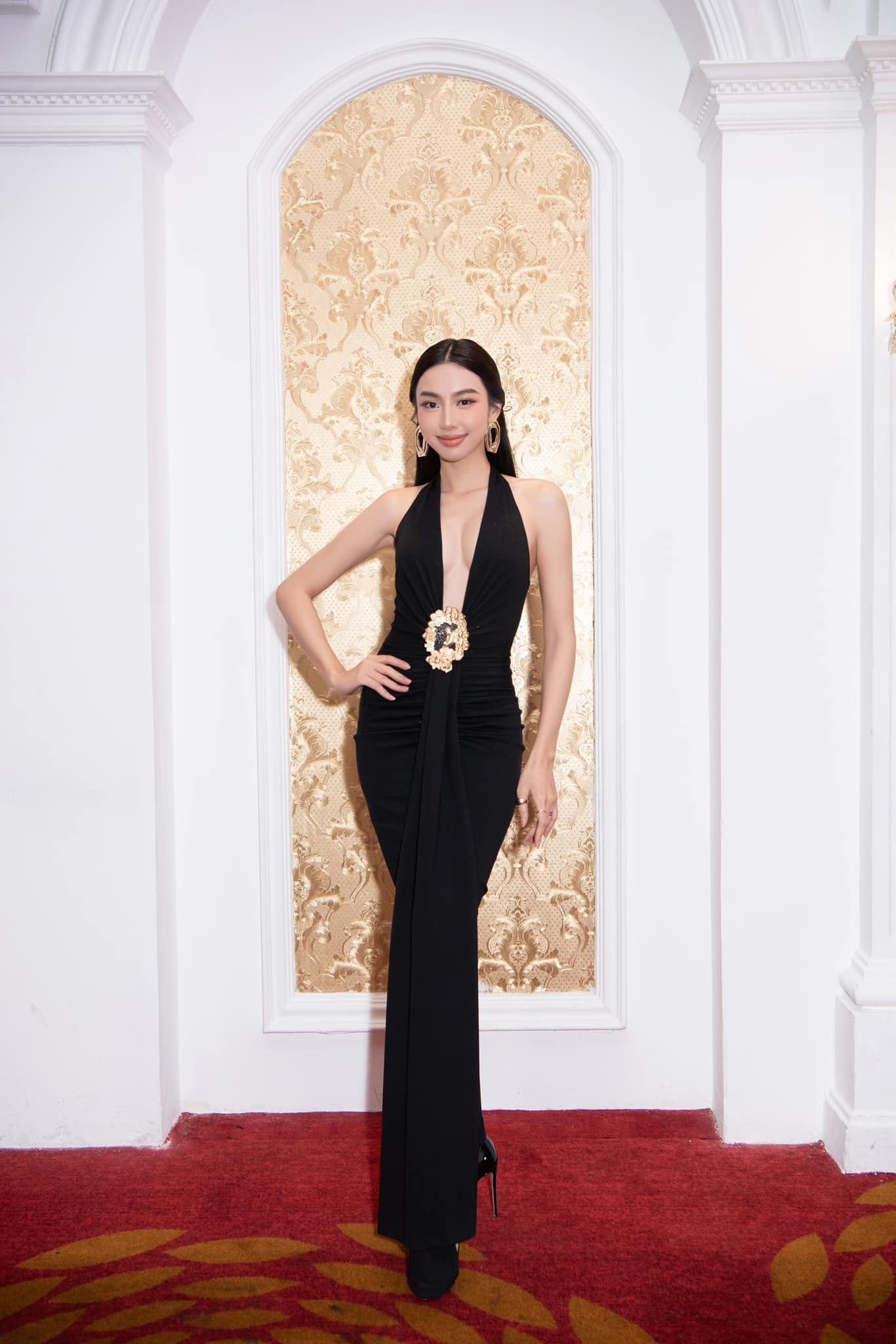 Thùy Tiên hạn chế những bộ cánh quá táo bạo khi tham gia sự kiện Thùy Tiên hạn chế những bộ cánh quá táo bạo khi tham gia sự kiện