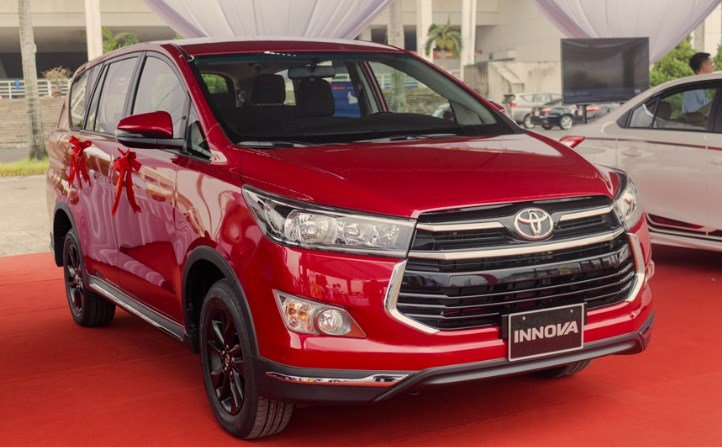 Hàng loạt mẫu xe của các hãng Toyota, KIA, Mitsubishi vội vàng giảm giá hậu 'cô hồn' 1