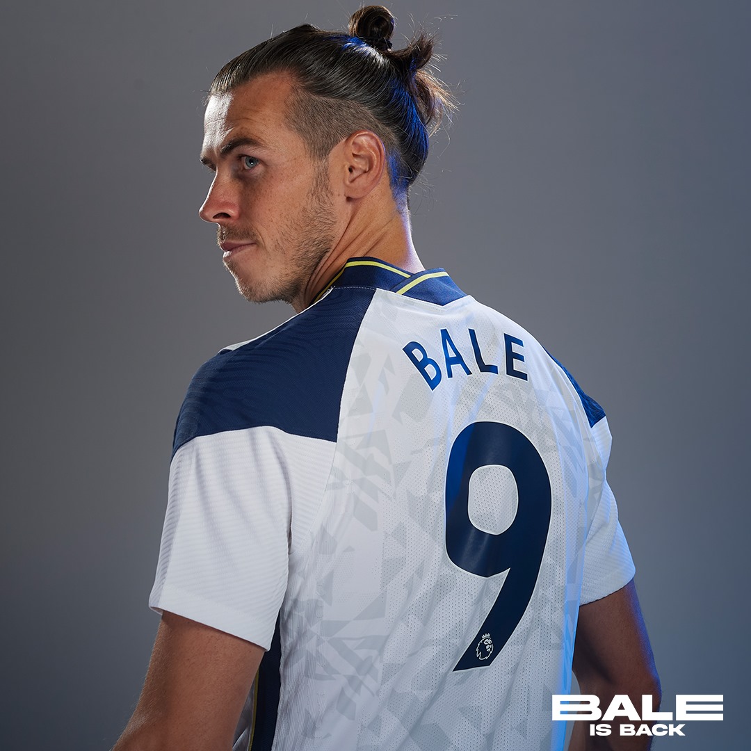Loạt ảnh chế cười 'té khói' khi Bale chính thức về nhà Tottenham 1