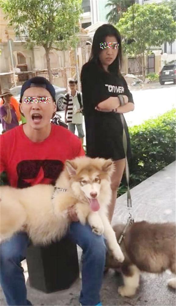 Việt kiều dắt chó đi dạo xúc phạm người bảo vệ già đã đến tận nơi xin lỗi 1