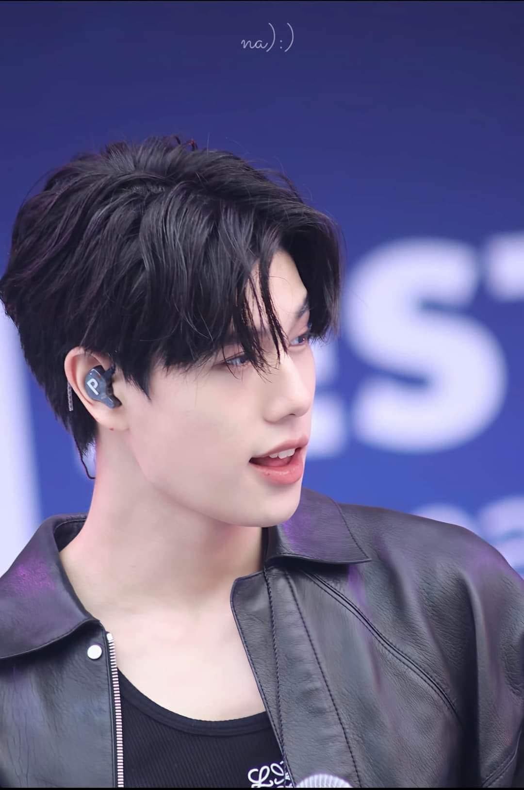 Hội hotboy Chula nhà GMM: Đẹp trai, nổi tiếng, học giỏi chuẩn ‘con nhà người ta’ - Ảnh 2 Hội hotboy Chula nhà GMM: Đẹp trai, nổi tiếng, học giỏi chuẩn ‘con nhà người ta’ - Ảnh 2